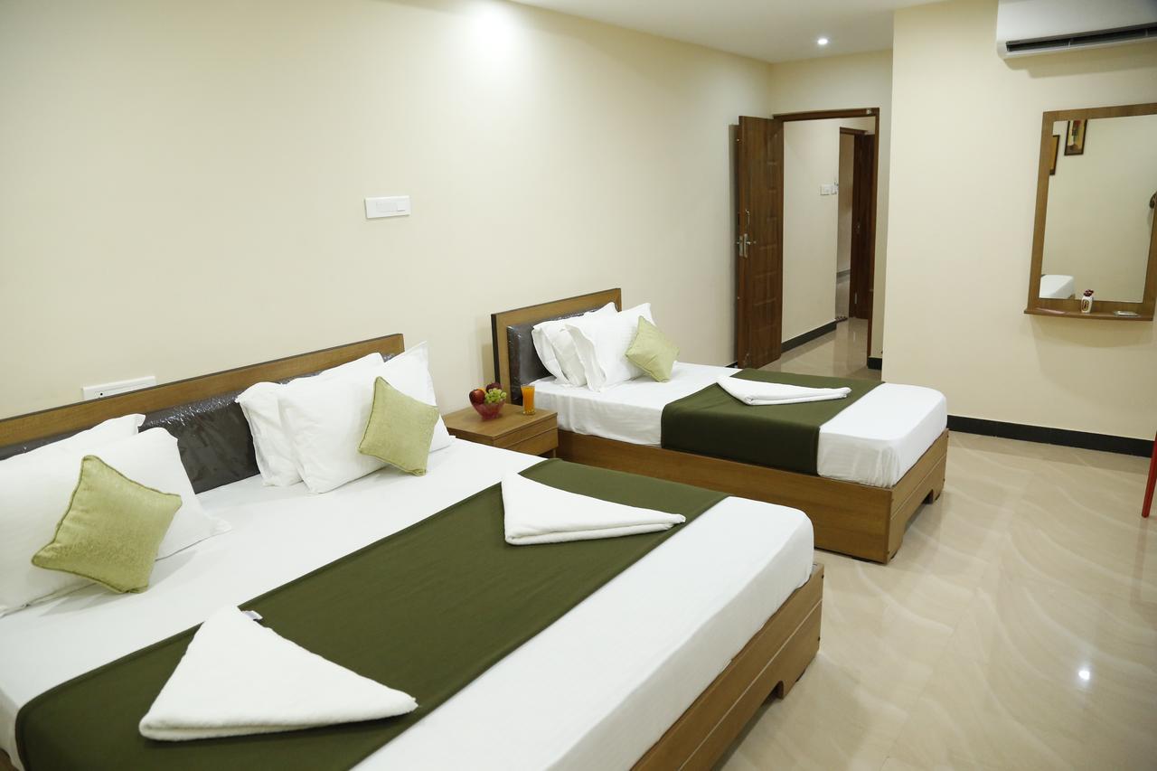 Hotel New Amirtham Inn Palani Exterior foto