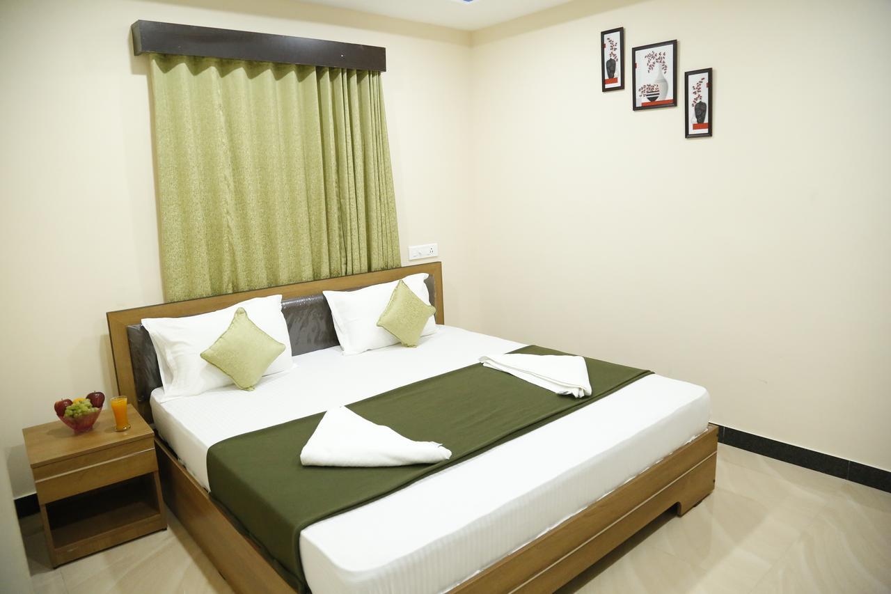 Hotel New Amirtham Inn Palani Exterior foto